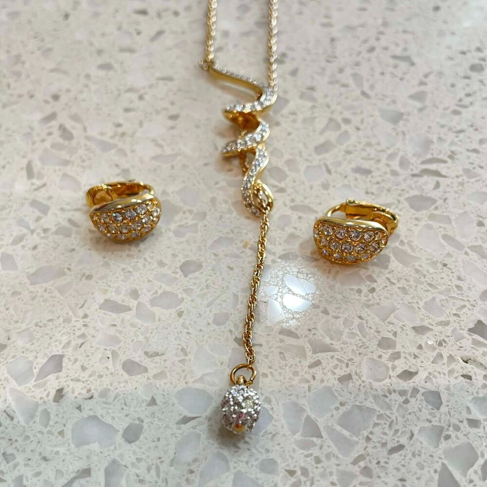 Stamped Swarovski Spiral Slip Not Necklace & Earring Set